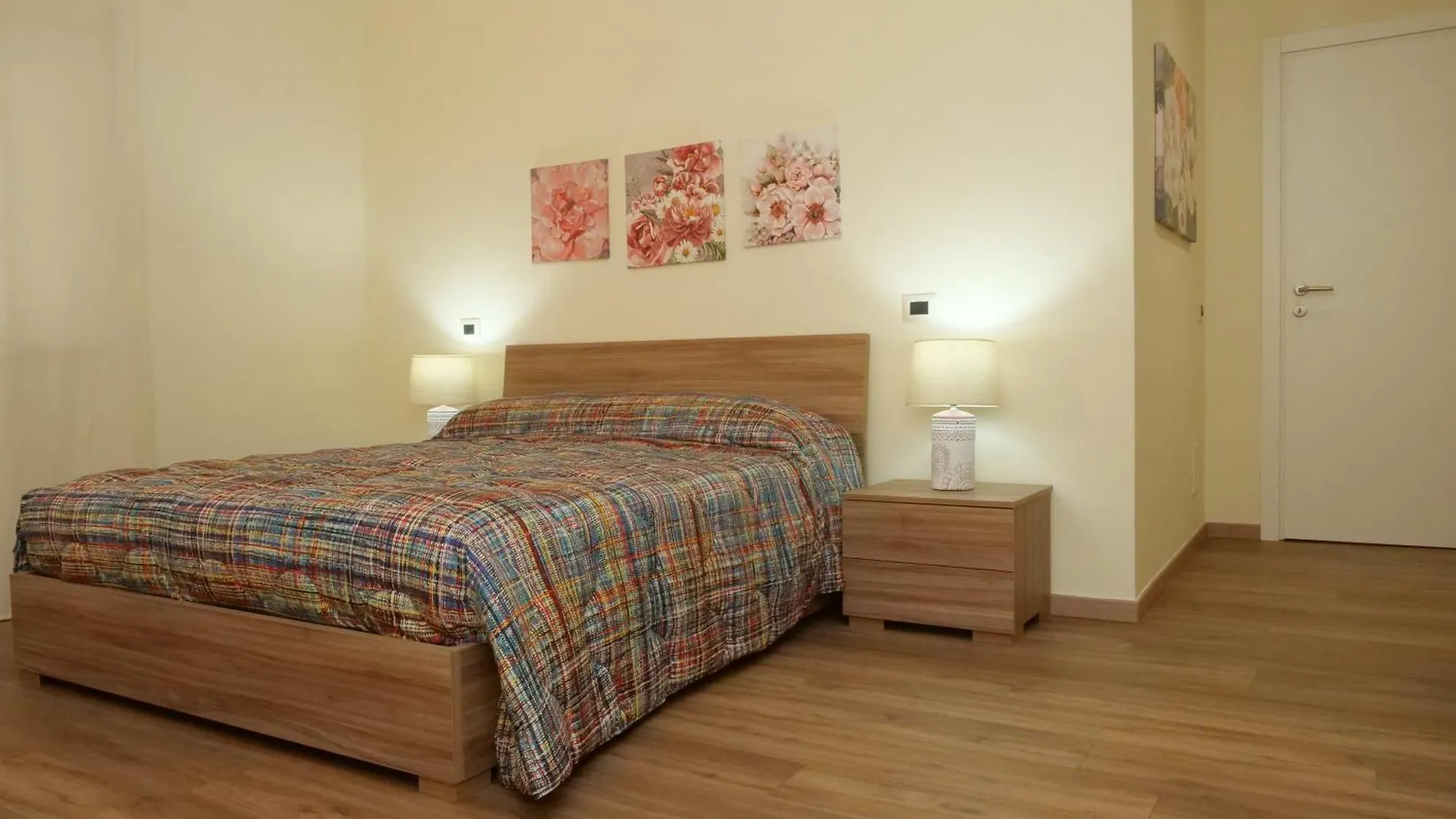 Suite Cipriani Luxury Apartment Bari 0*,  Italy
